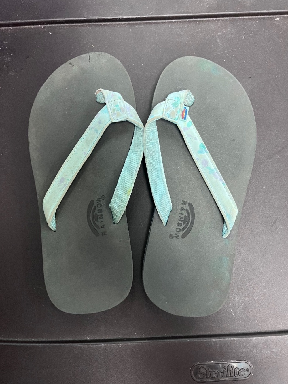 Girls Rainbow Flip Flops Size 13/1